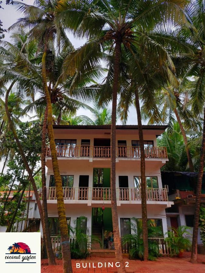 Coconut Garden Beach House Mālvan Extérieur photo